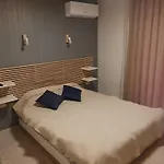 Apartment Victor Apartment-for Leisure Or Business *