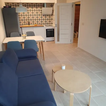 Victor Apartment-for Leisure Or Business דירה *